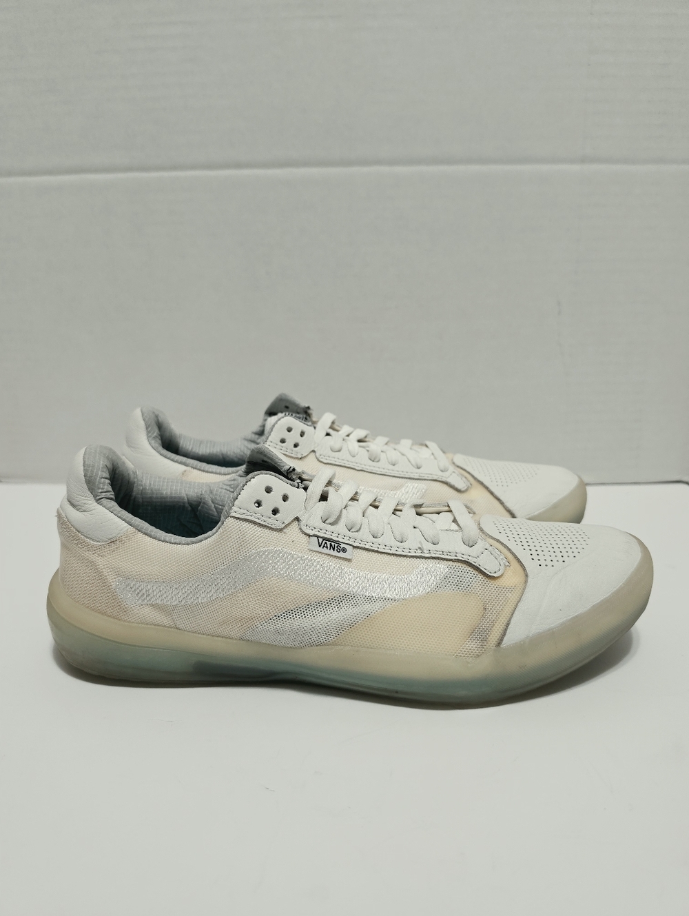 Van Men's Translucent EVDNT Ultimate Waffle Skate Shoe White Size 10.5